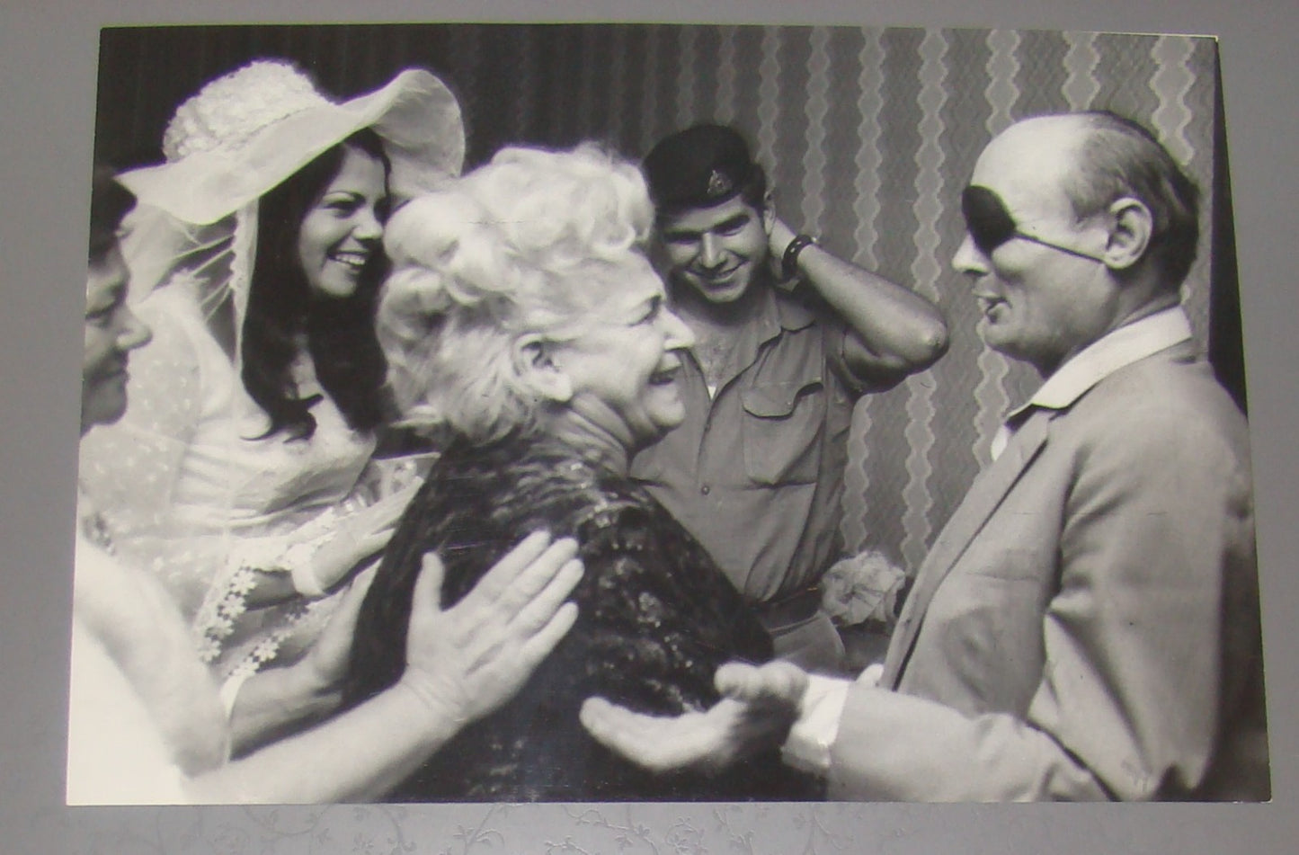 Photo Jewish Wedding 1972 Hanoch Langer Moshe Dayan Rabbi Goren Court Bastards