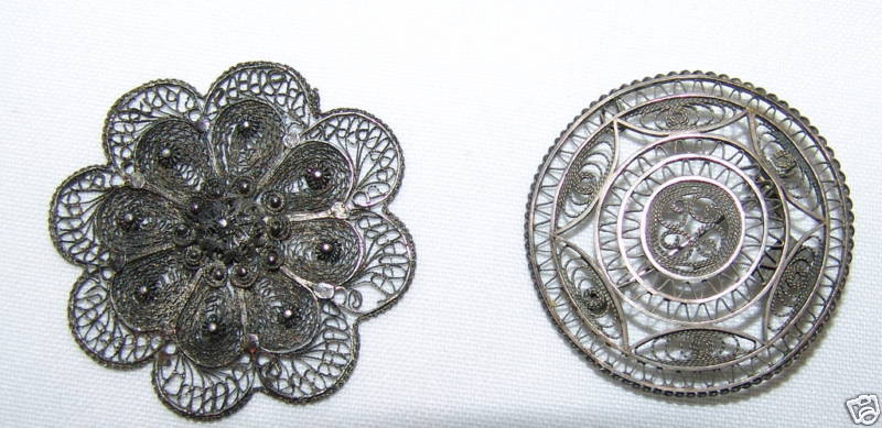 Jewish Judaica 2 filigree brooches (Bezalel?) Palestine
