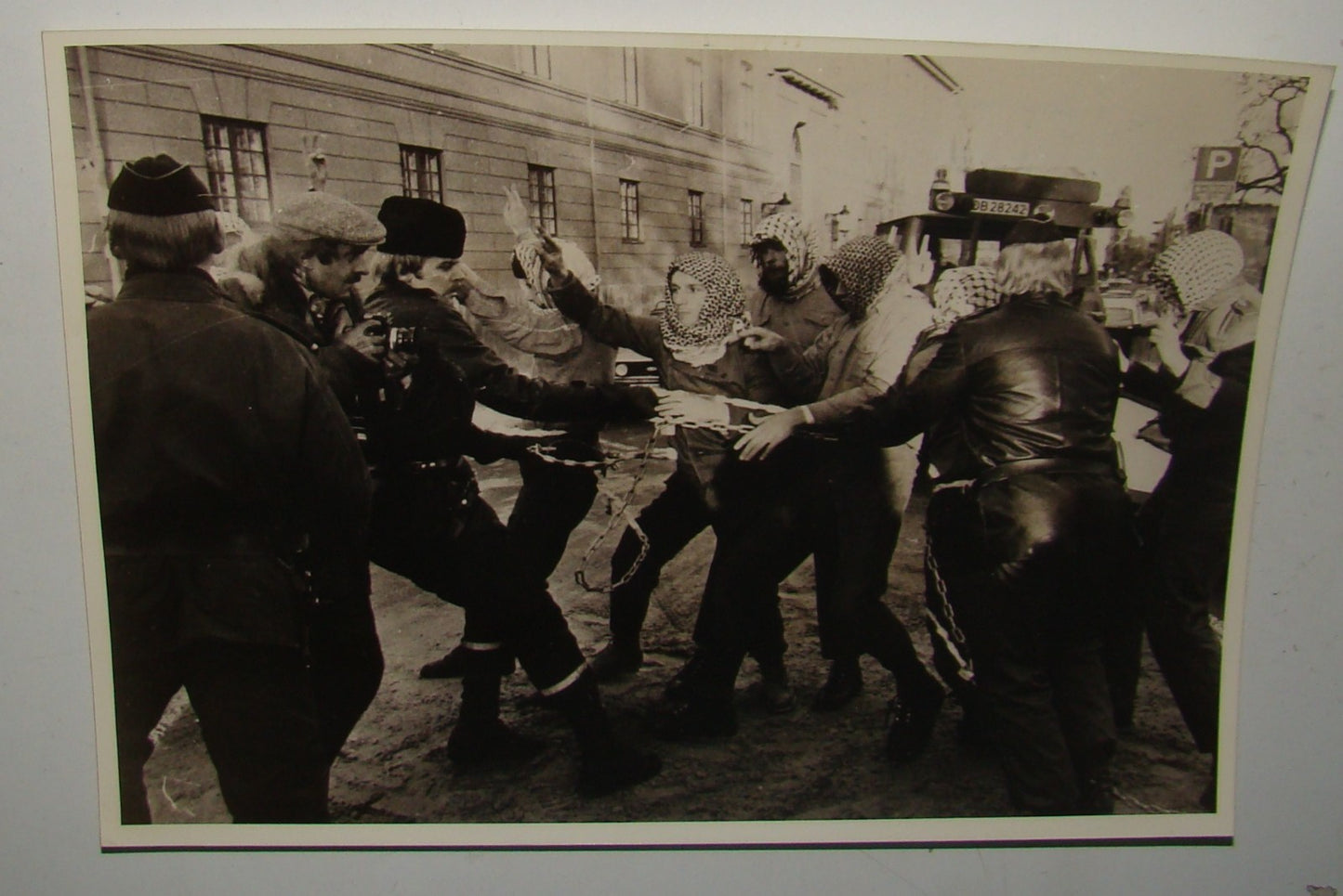 Photo Jewish 1978 Palestinian Arab Protest Israel PM Begin Nobel Peace Oslo PLO