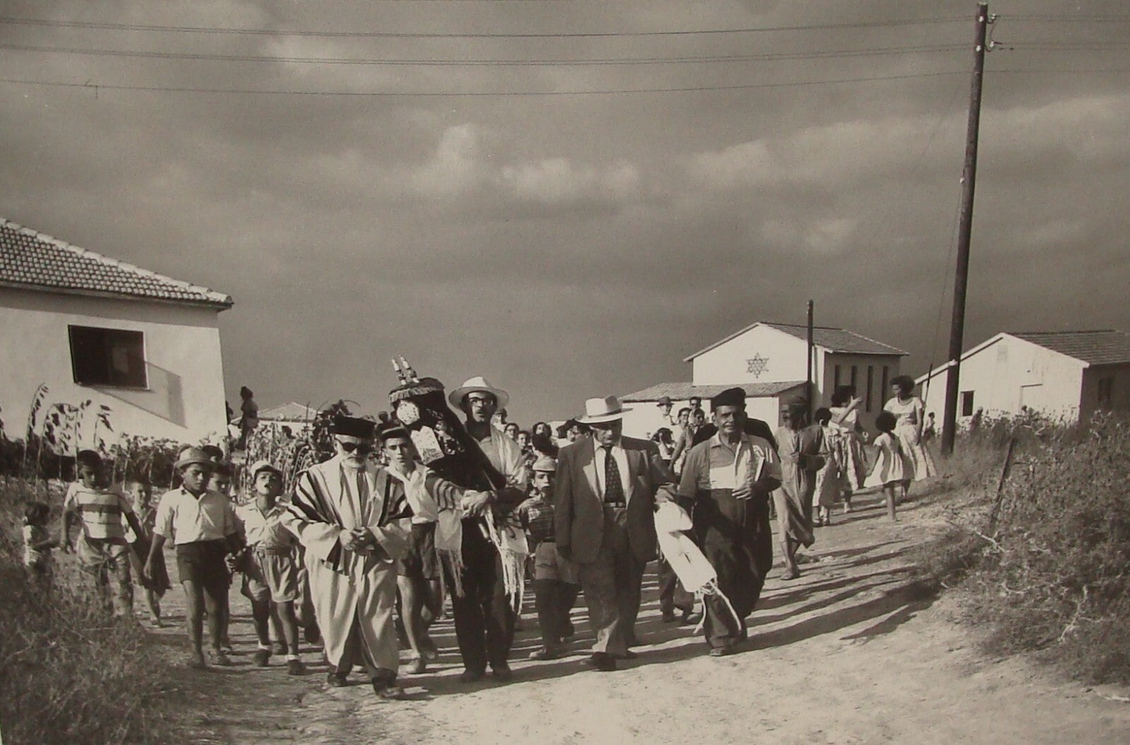 Photo Jewish Judaica 1957 Israel Kiryat Malachi Synagogue