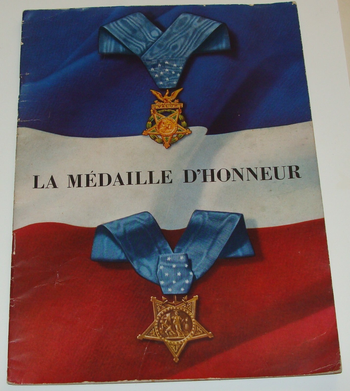 France World War II Booklet Medal Honor Pearl Harbor United States Army Military