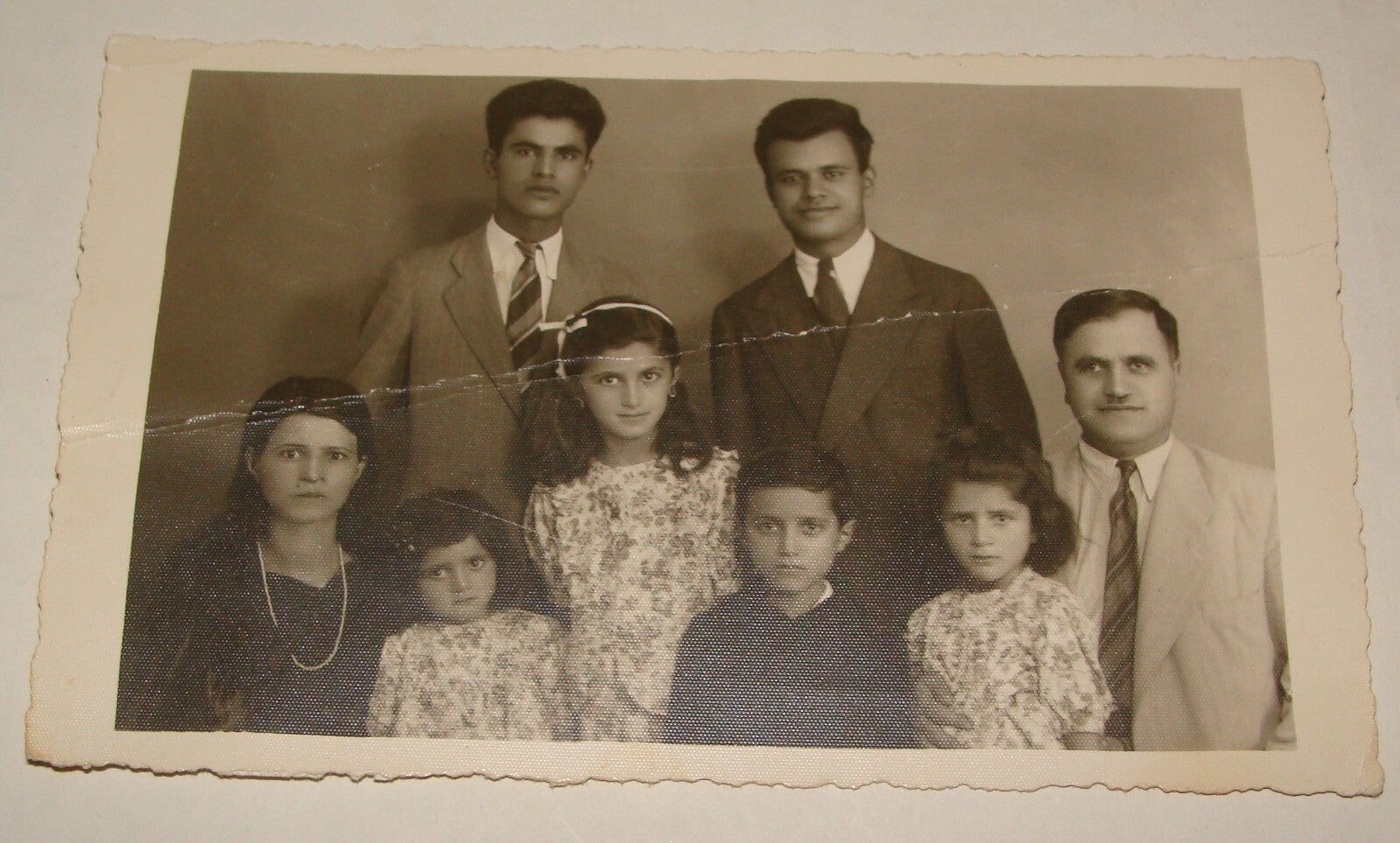Photo Jewish Judaica 1946 Iran Persia Teheran Jews Family