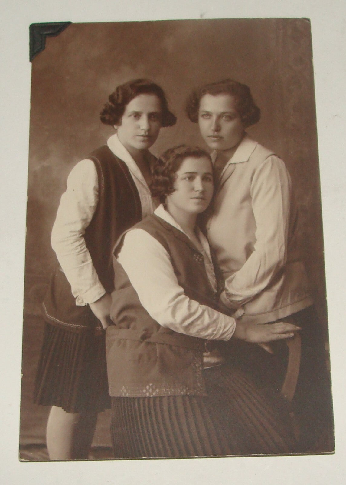 Photo Jewish Judaica 1928 Poland Wolanow Family Jews Hebrew Written