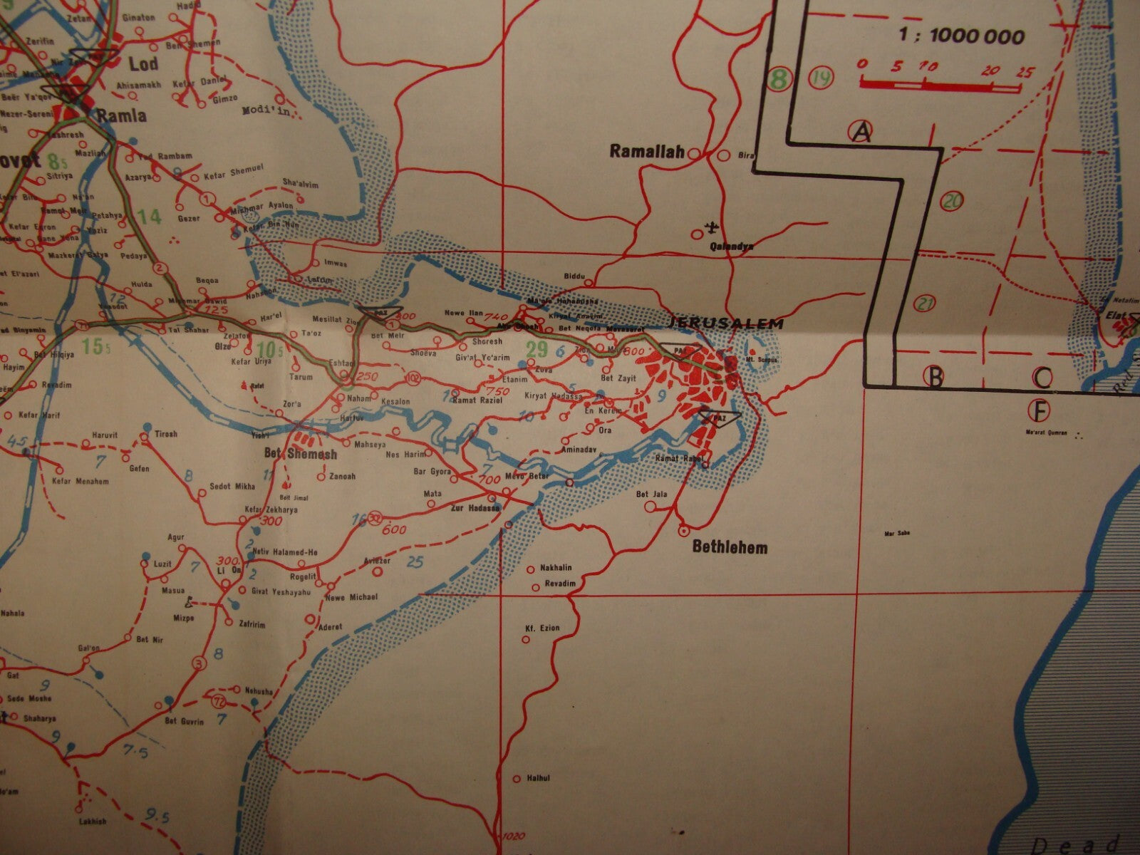 Jewish Judaica Israel 1965 Pre Six Day War Road Map PAZ Oil Gas Company