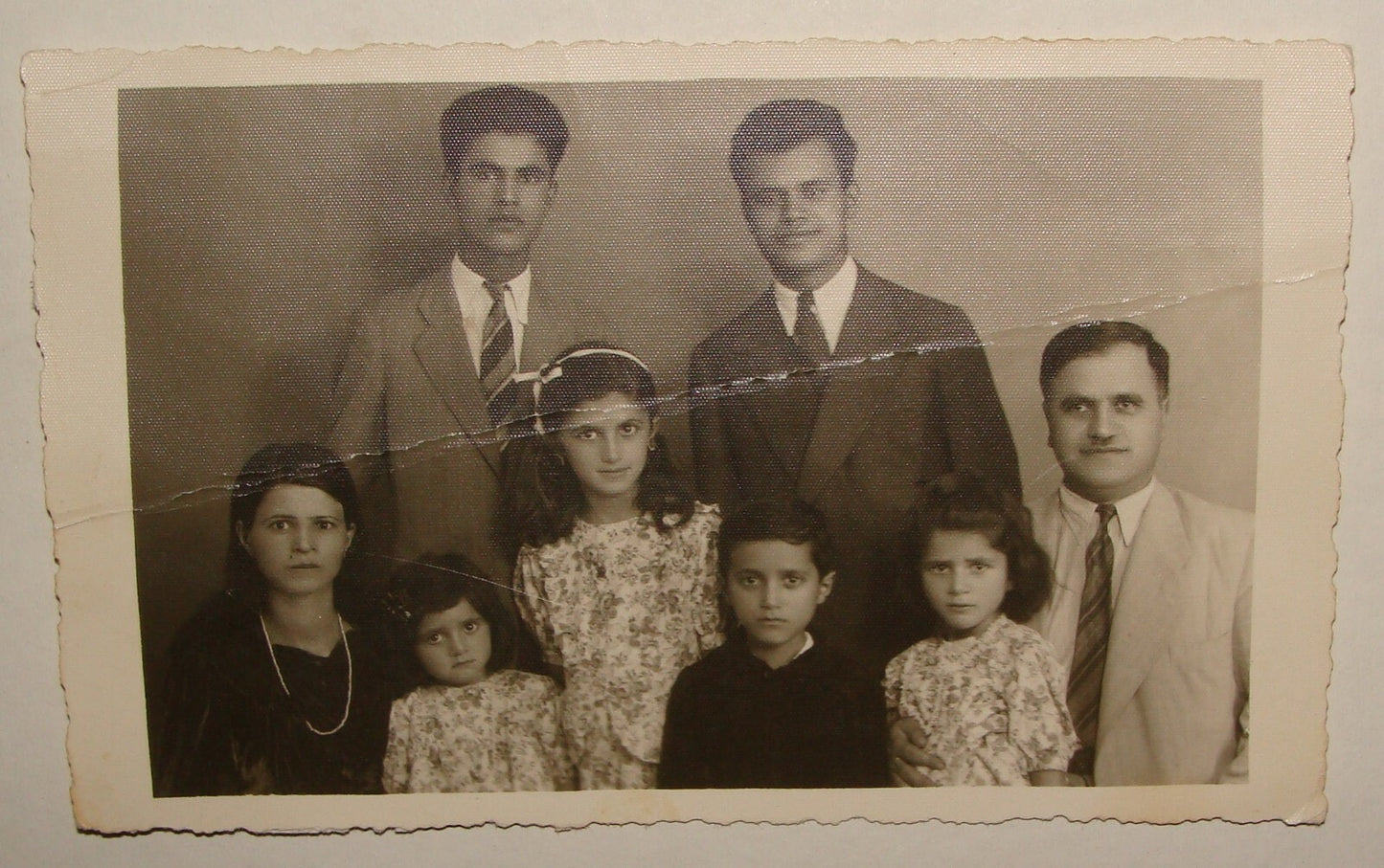 Photo Jewish Judaica 1946 Iran Persia Teheran Jews Family