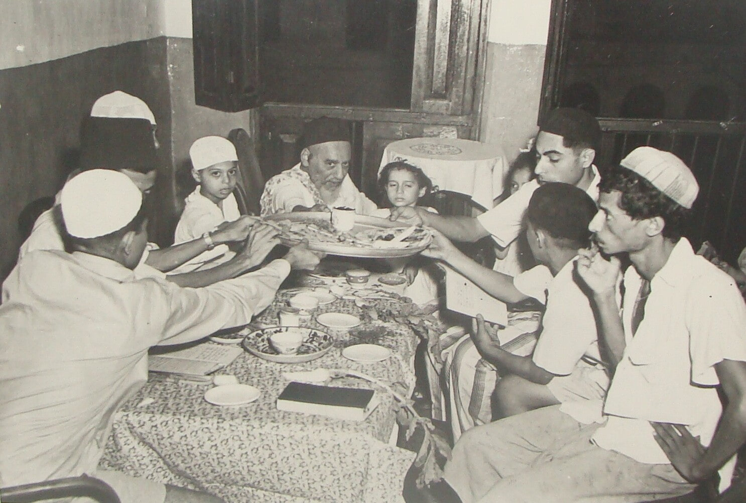 Photo Print Jewish Ad , Judaica Yemenite Jews Aden Yemen 1949 Passover Pesach