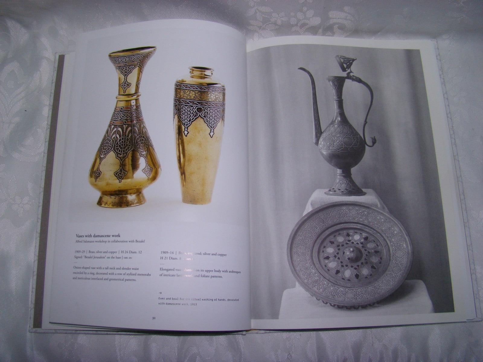 Book Jewish Judaica Early Israeli Arts and Crafts Bezlalel Slifka Collection Art