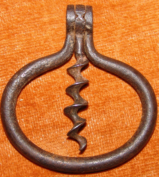 19C ? . ANTIQUE IRON BOTTLE OPENER CORKSCREW RARE