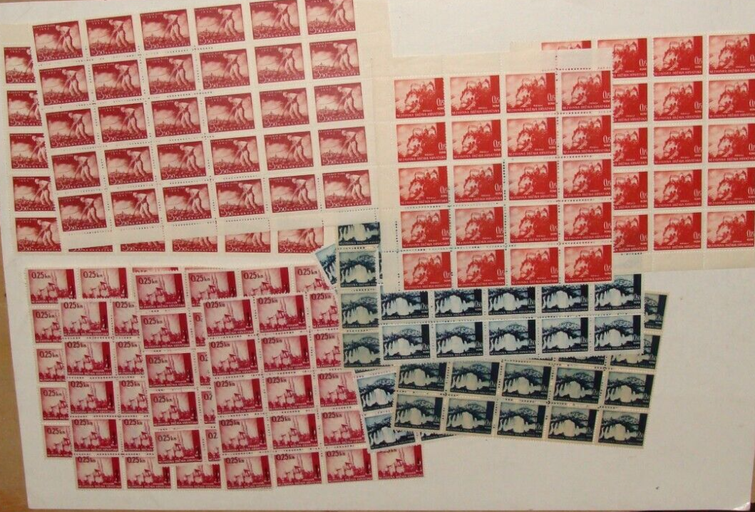 CROATIA 1940s STAMP LOT COLLECTION SHEET