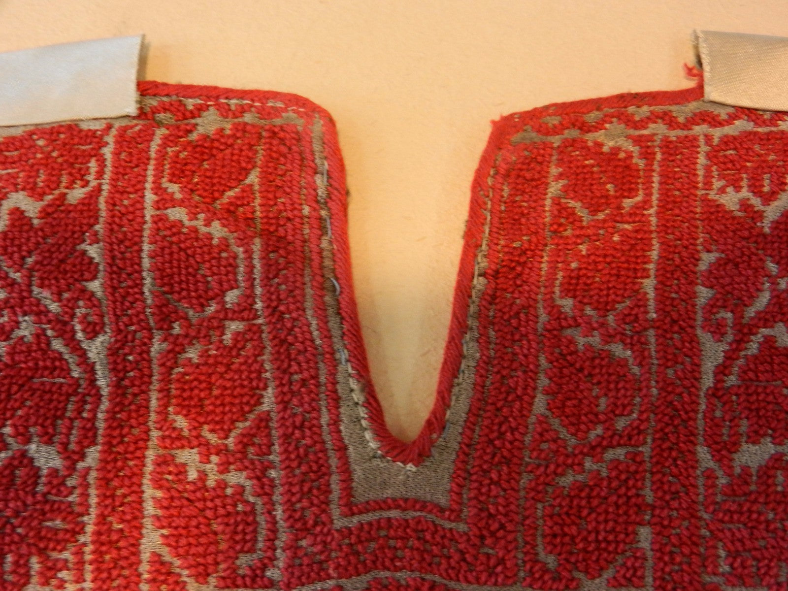 Ad Palestine PALESTINIAN EMBROIDERY DRESS ANTIQUE TRADITIONAL ARABIC FABRIC #