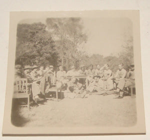 Descriptive image text