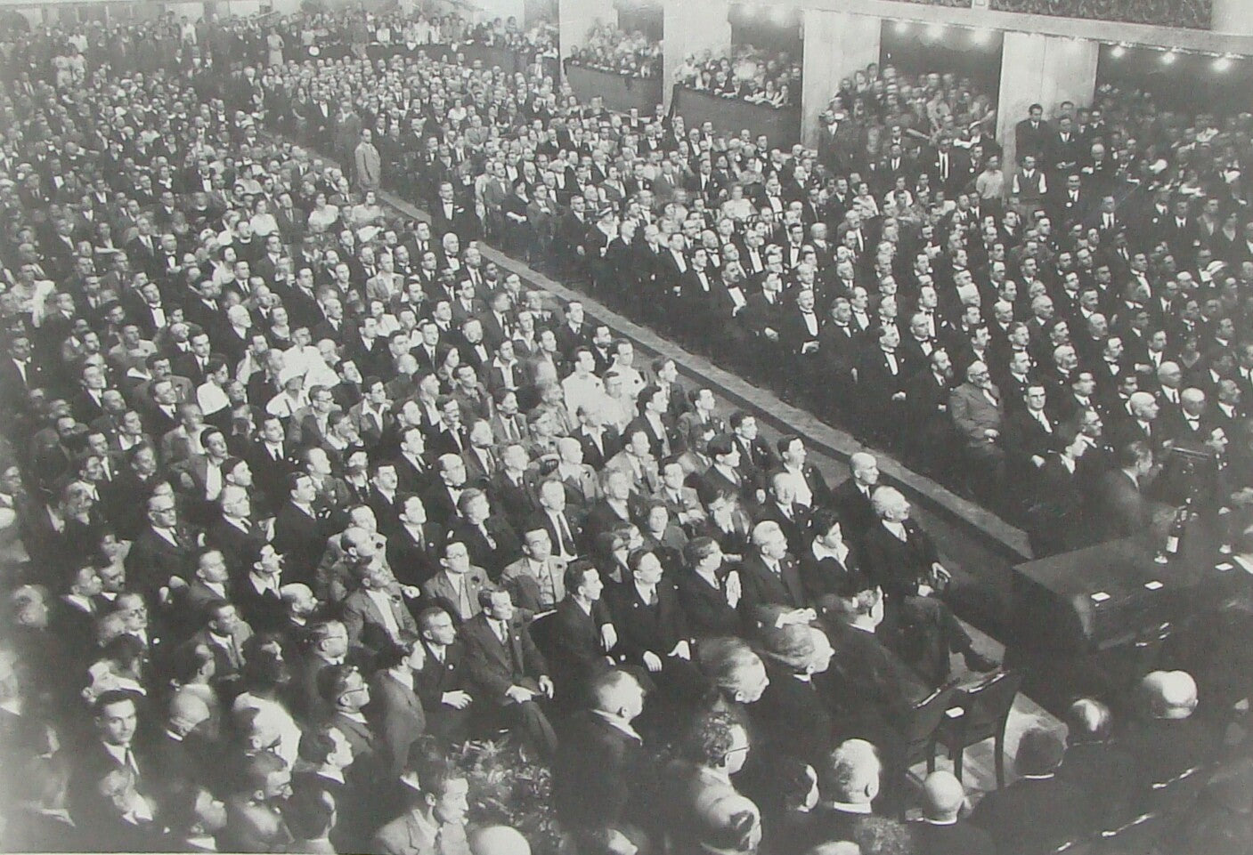 Photo Print, Jewish Judaica 1933 Zionist Congress Prague Jabotinsky