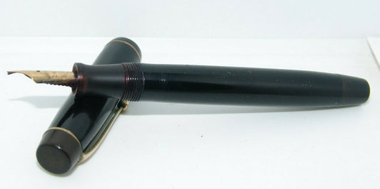 vintage PARKER Geo S Fountain black Pen 14 CT Nib