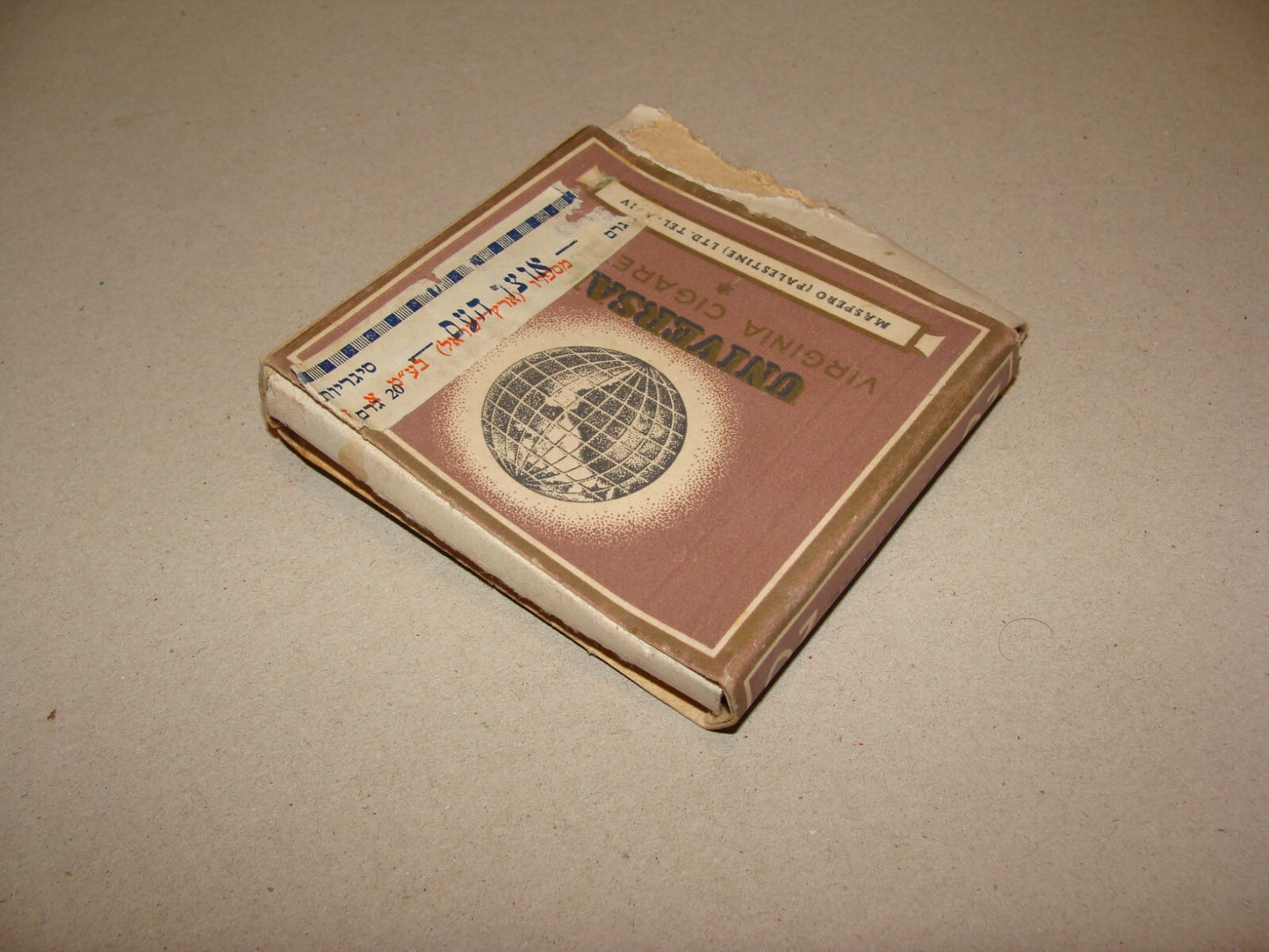 $ 1930s Palestine Israel Cigarettes UNIVERSAL Box Pack Empty Hebrew Label