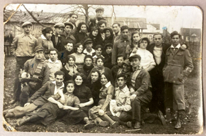 Descriptive image text