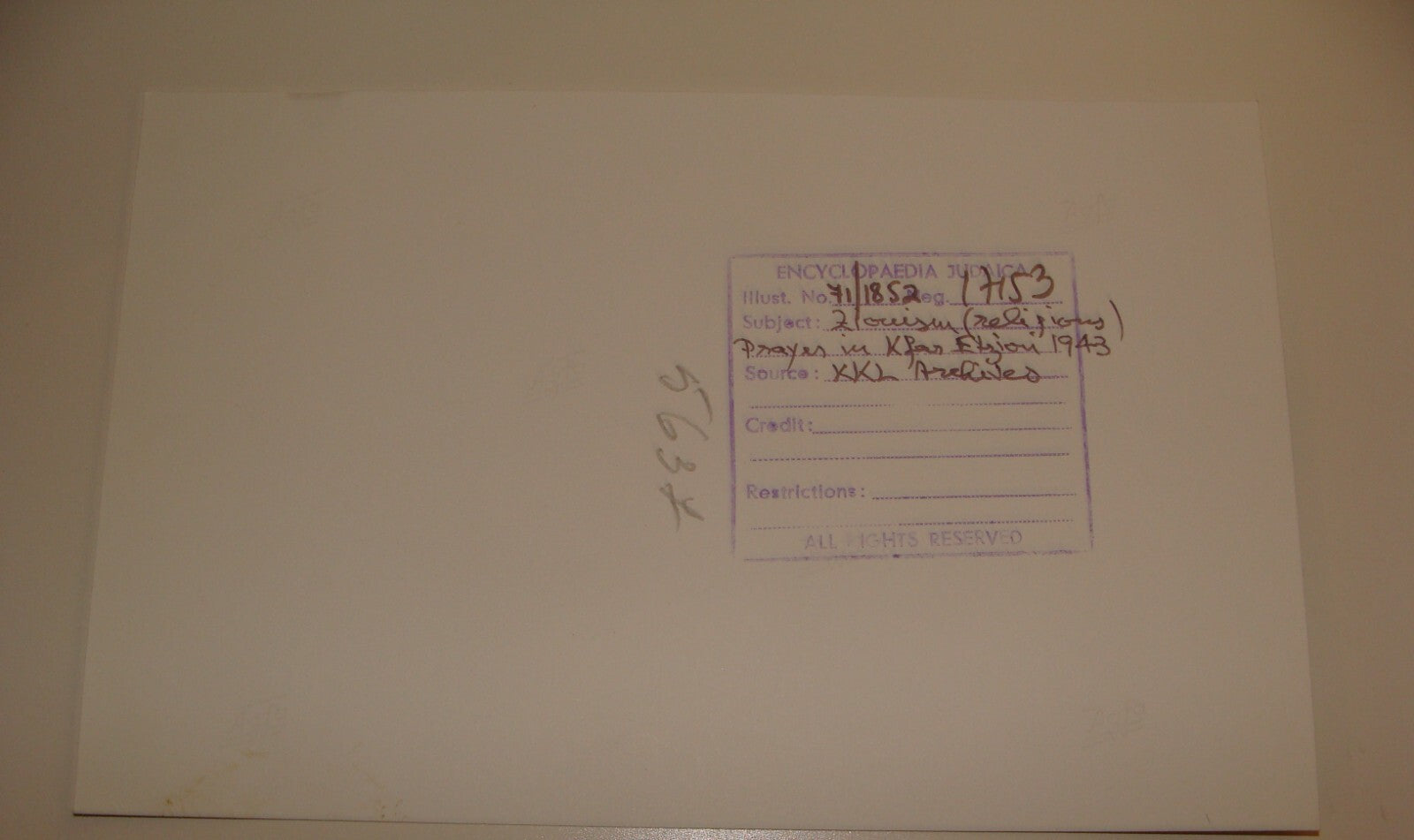 Photo Print Palestine Jewish Judaica Kibbutz Kfar Etzion Israel 1943 Jews Prayer