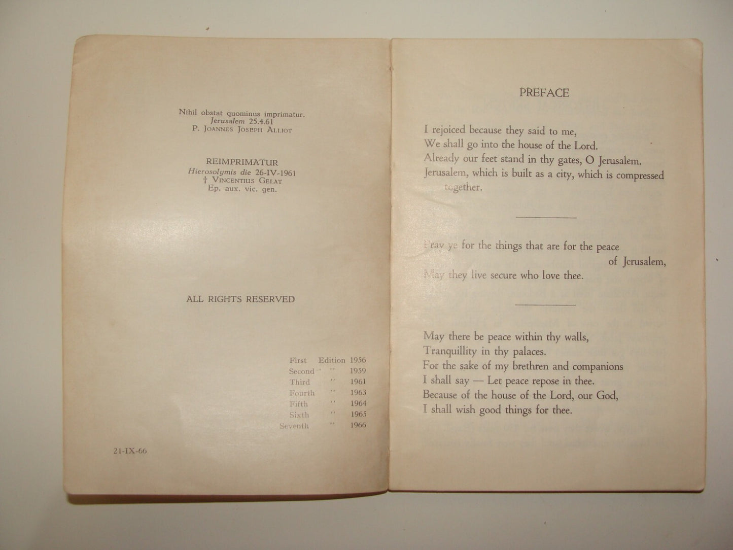 Book Jewish Judaica 1966 Jerusalem And Its Environs Map Photos Eugene Hoade