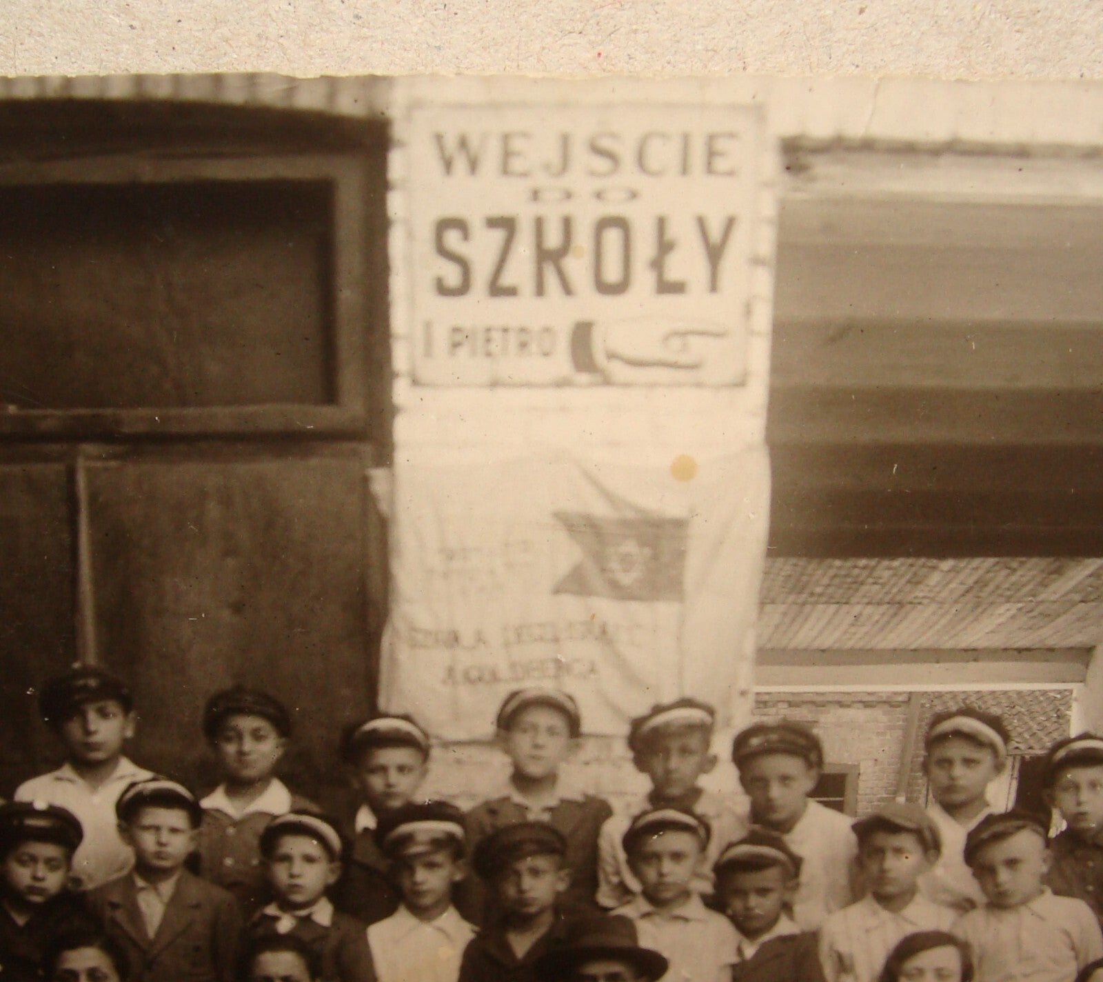 Photo Jewish RARE Zionist 1920s Poland School Hebrew Zionist Flag Children Kids