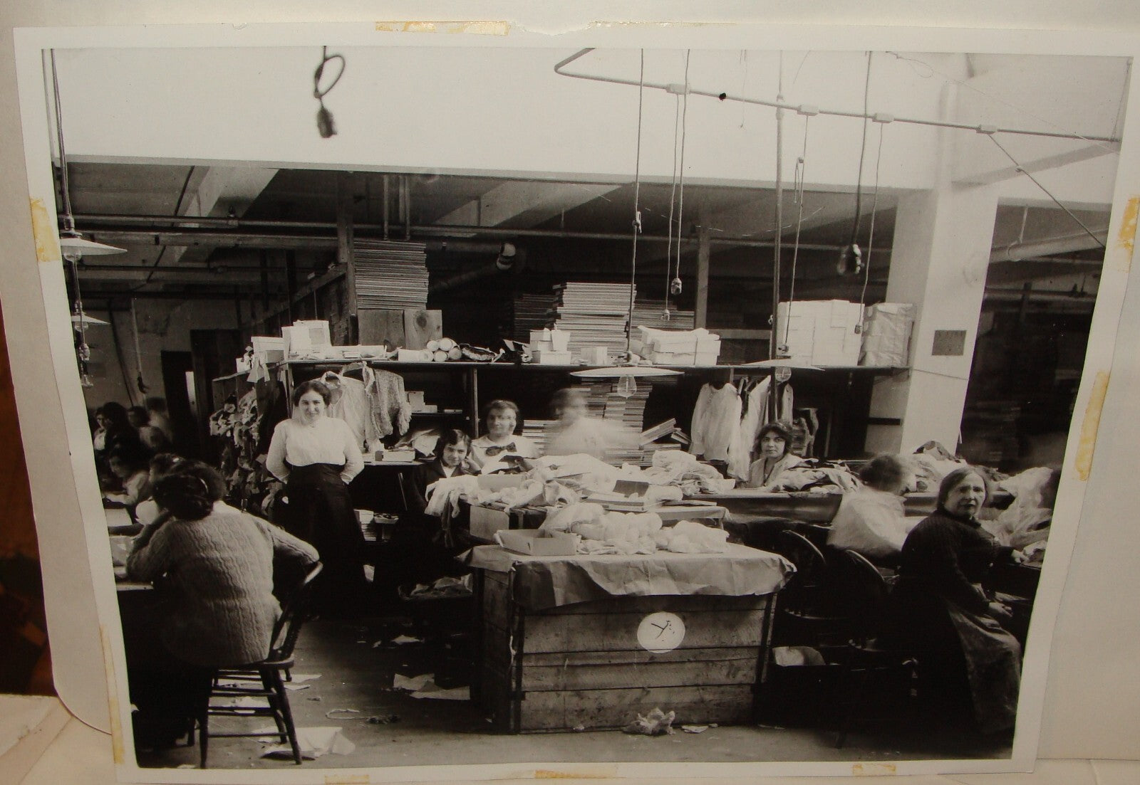 $ Photo Print, c.1913 American Jewish Judaica United States New York Sweatshop