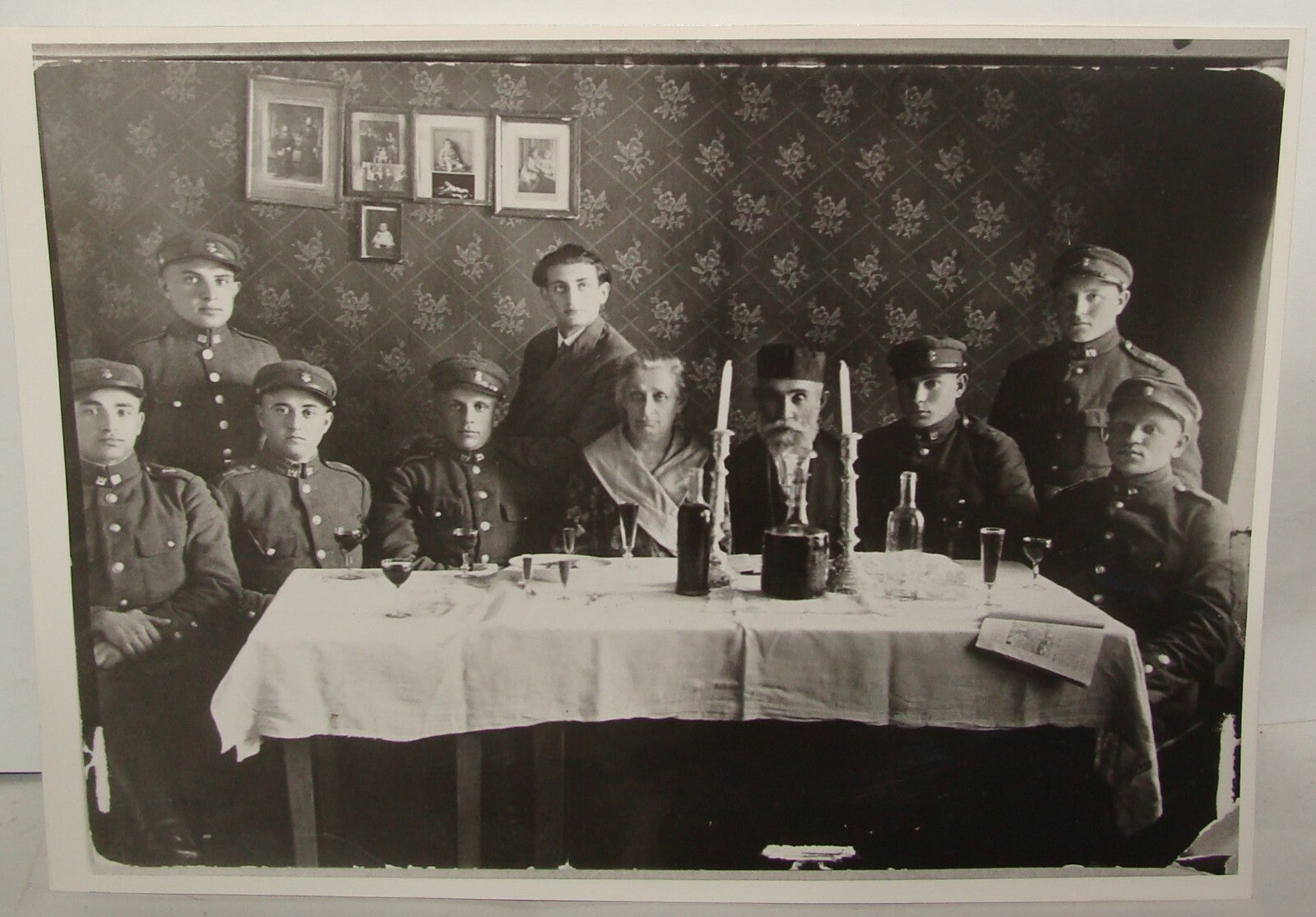 Photo Print, Judaica Jewish Soldiers Lithuania Utena Passover Seder Pesach 1938