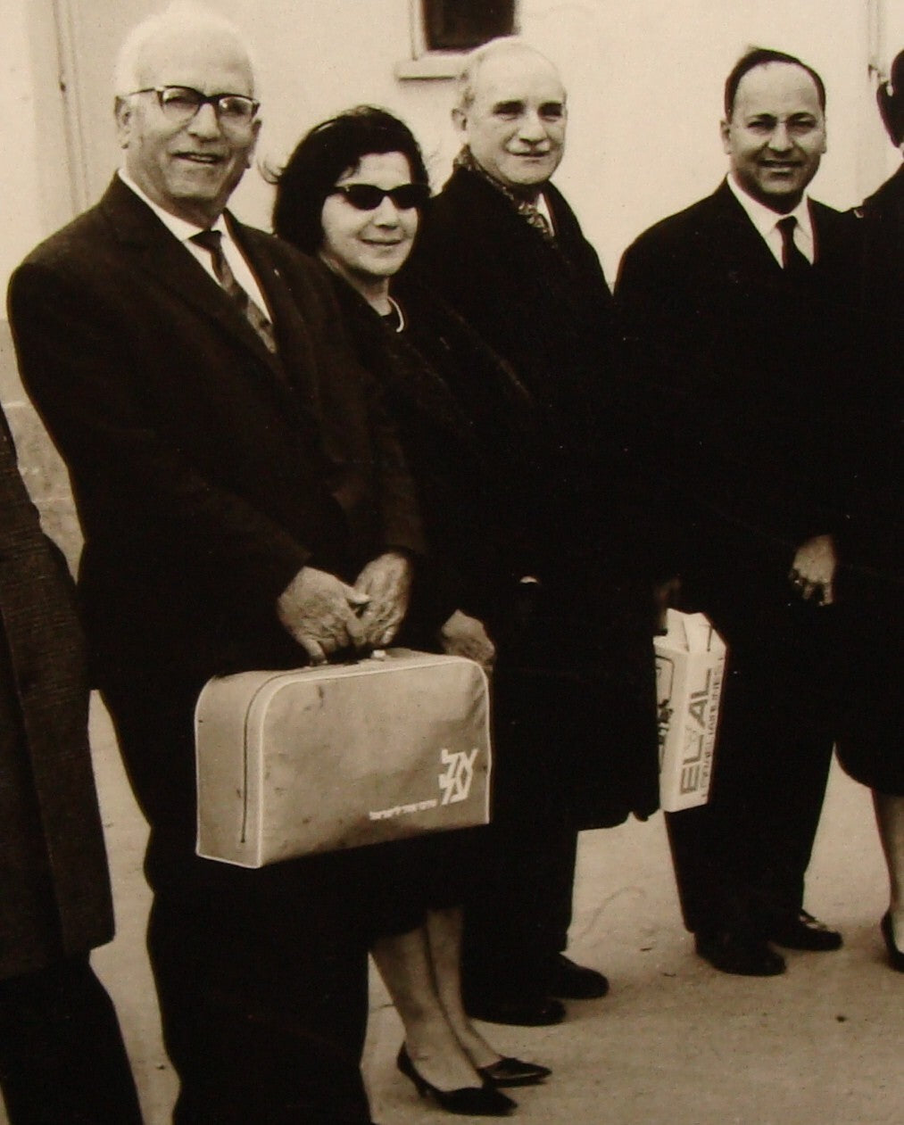Photo Jewish 1950s? CYPRUS Airport Israel Israeli ELAL EL AL Airlines Judaica