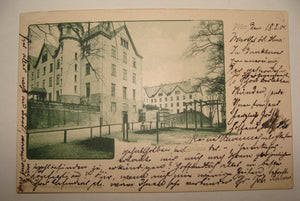 Descriptive image text