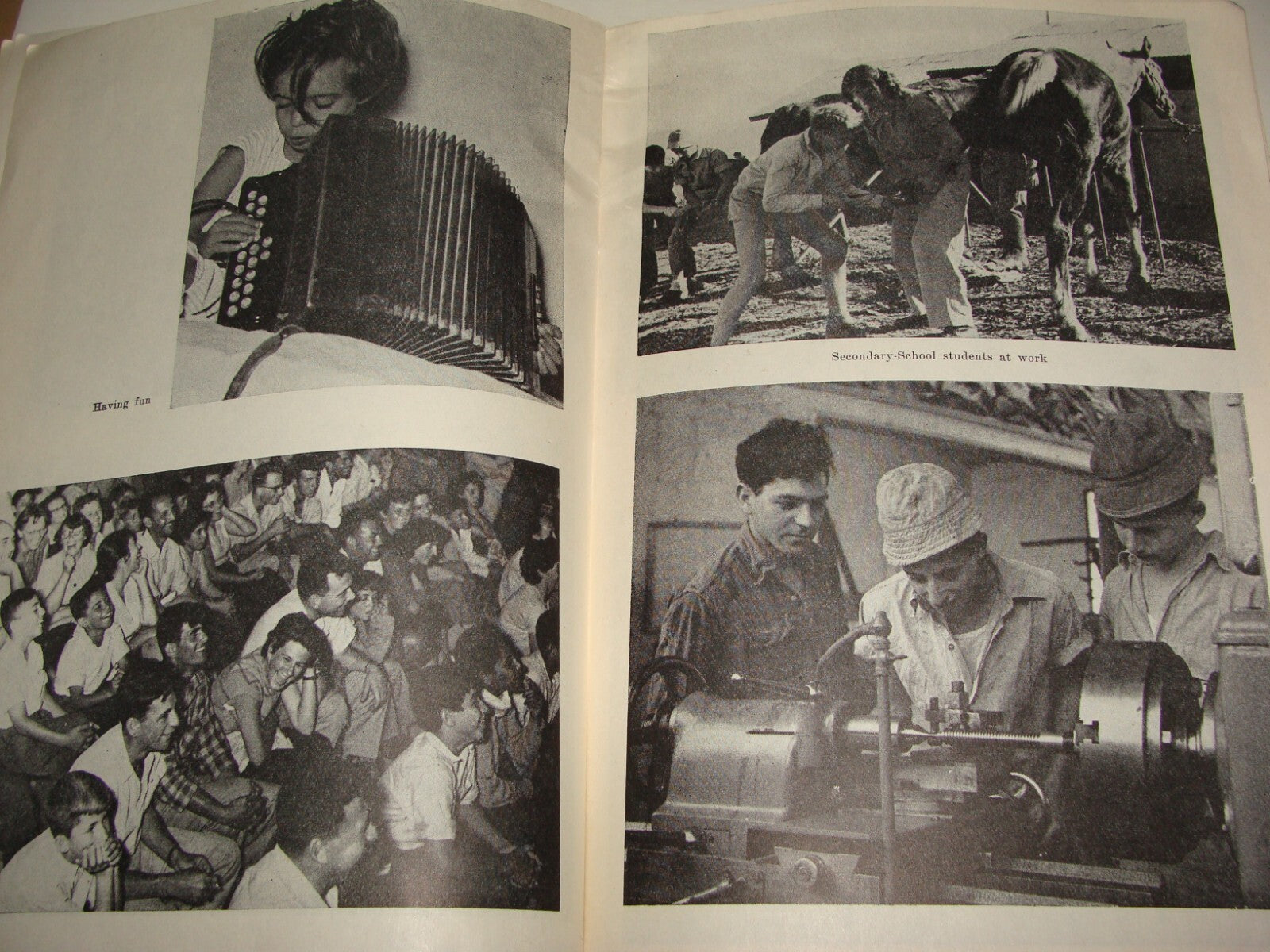 Book Jewish Judaica 1961 Israel Israeli KIBBUTZ COLLECTIVE EDUCATION Zionism