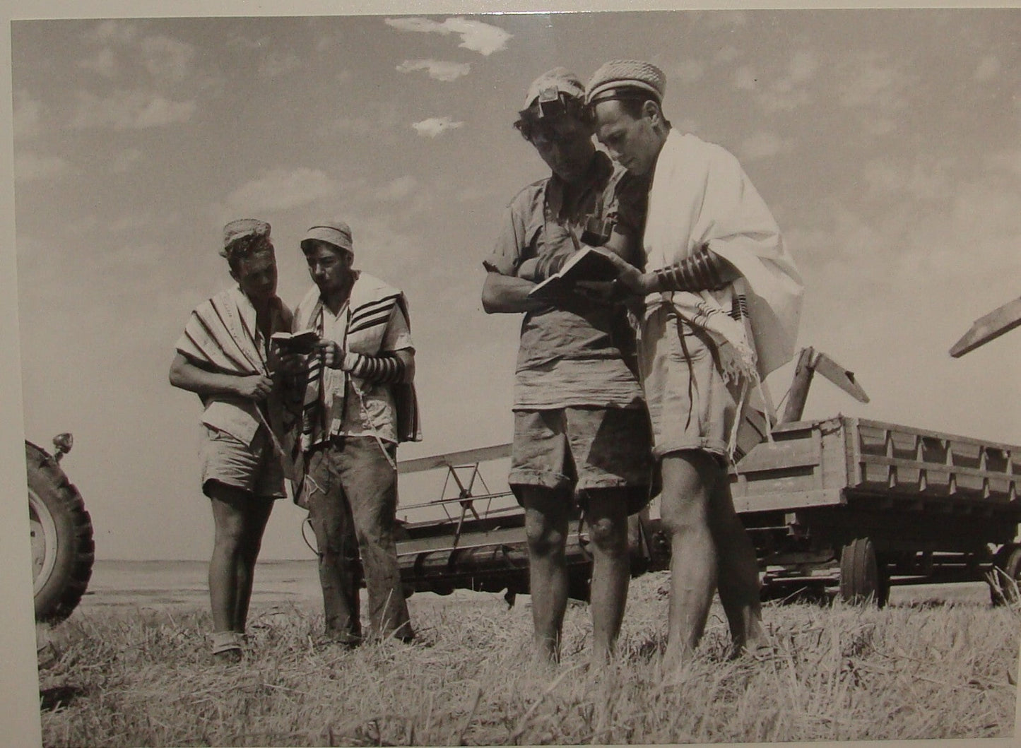 Jewish Judaica 1953 Israel Religious Kibbutz Saad Prayer Jews Praying