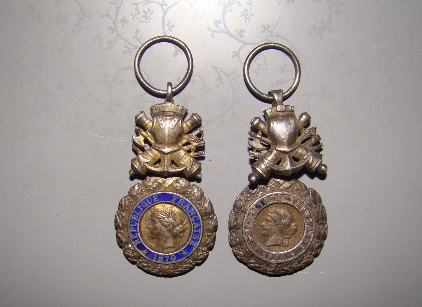 Military Republique of Francaise 1870 Valeur Et Discipline Medal France x2 LOT