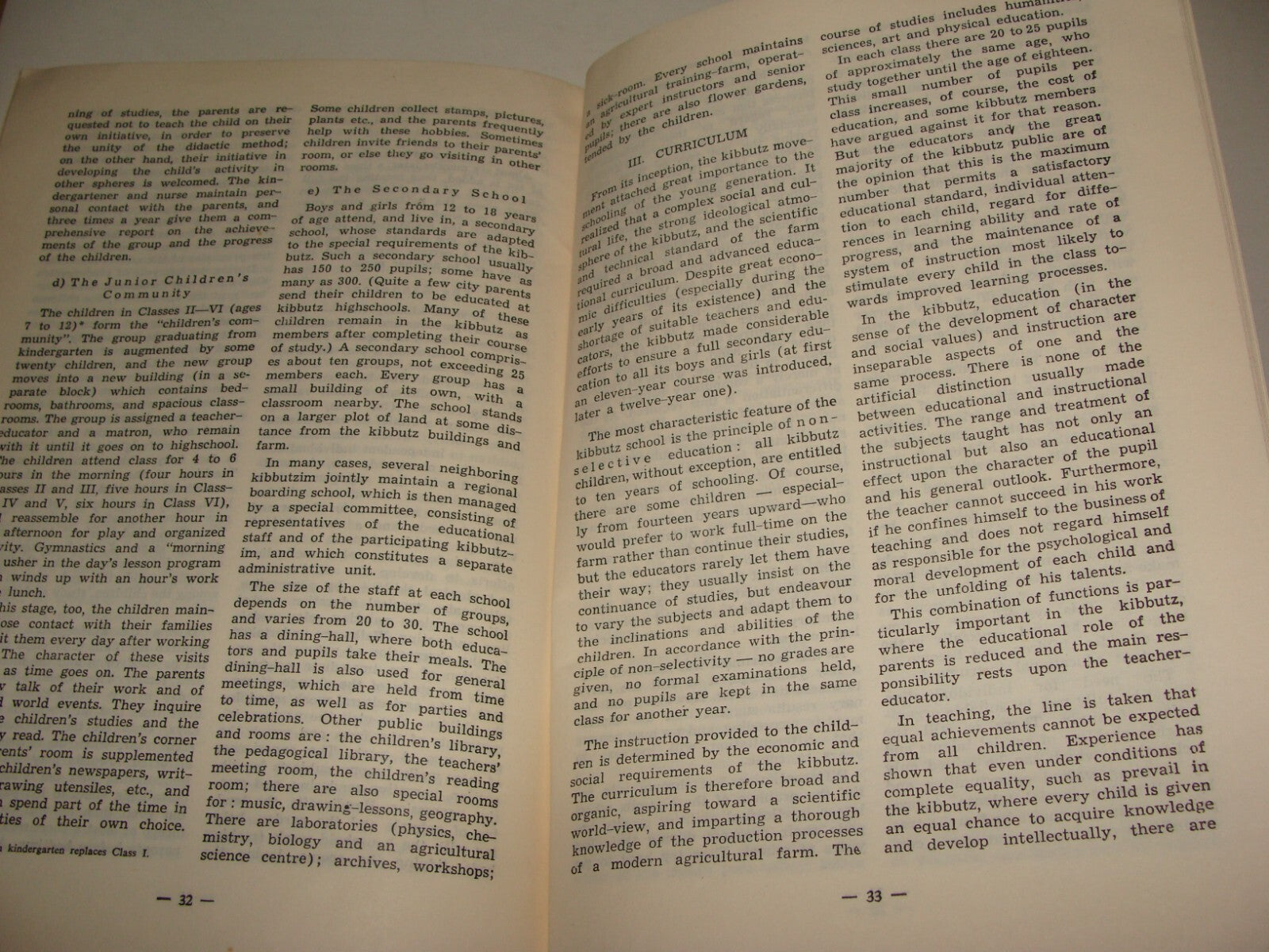 Book Jewish Judaica 1961 Israel Israeli KIBBUTZ COLLECTIVE EDUCATION Zionism