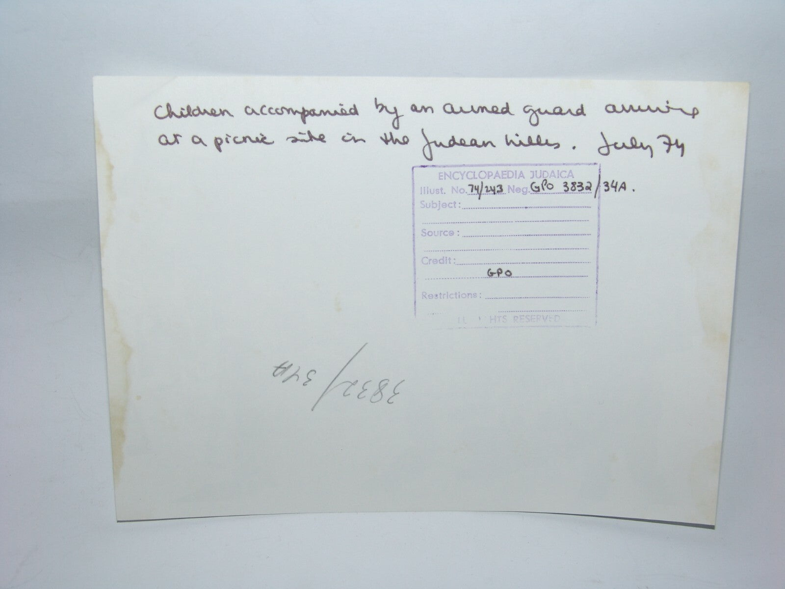 Photo Jewish bu israel israeli Judeah EGGED company children armed guard 1974